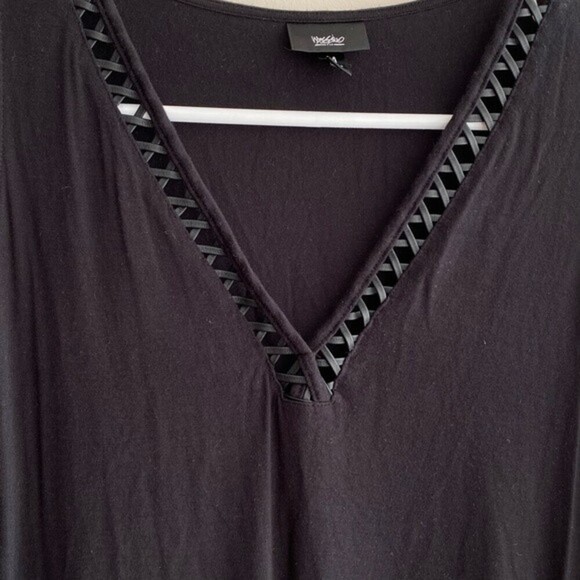 Mossimo Black V-Neck Tank Top with Leather Cutouts, Pleather Lattice, Size Med - Picture 6 of 13